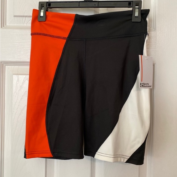 Sport illustrated - Picture 1 of 9